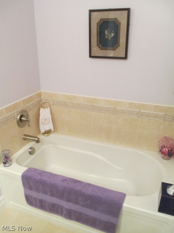 Erin Blf Lakefront Villa Condo - Residential