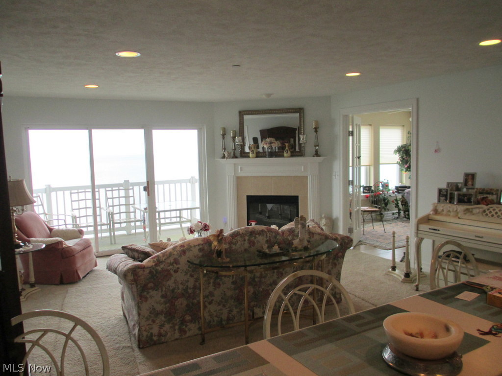 Erin Blf Lakefront Villa Condo - Residential