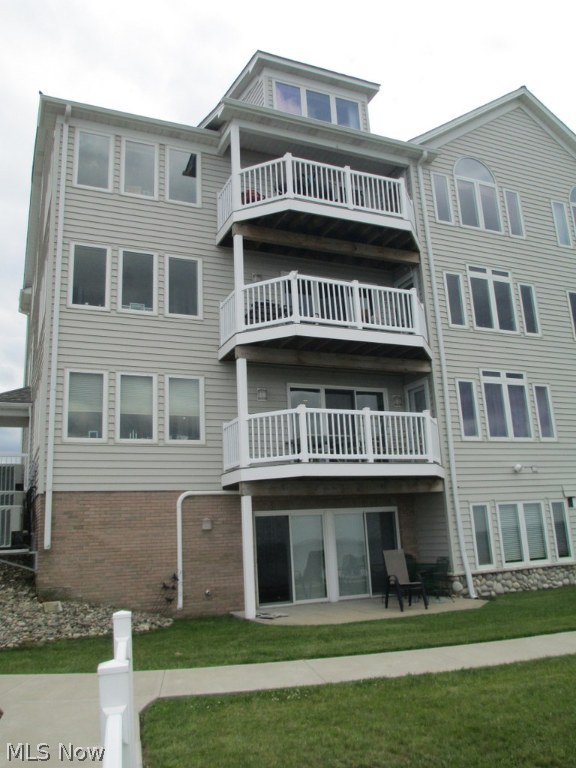 Erin Blf Lakefront Villa Condo - Residential