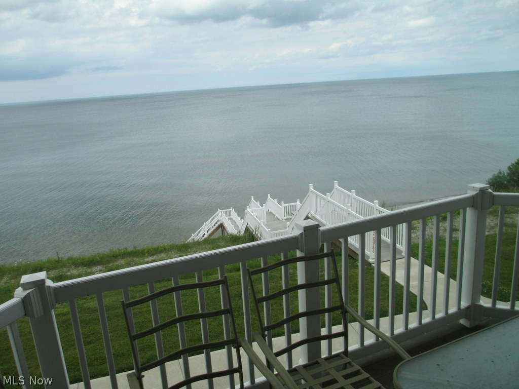 Erin Blf Lakefront Villa Condo - Residential
