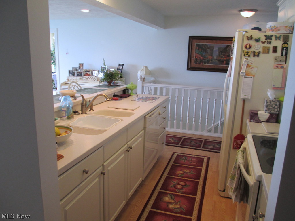 Erin Blf Lakefront Villa Condo - Residential