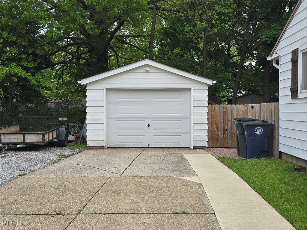 912 Ute Avenue, Akron, Ohio image 9