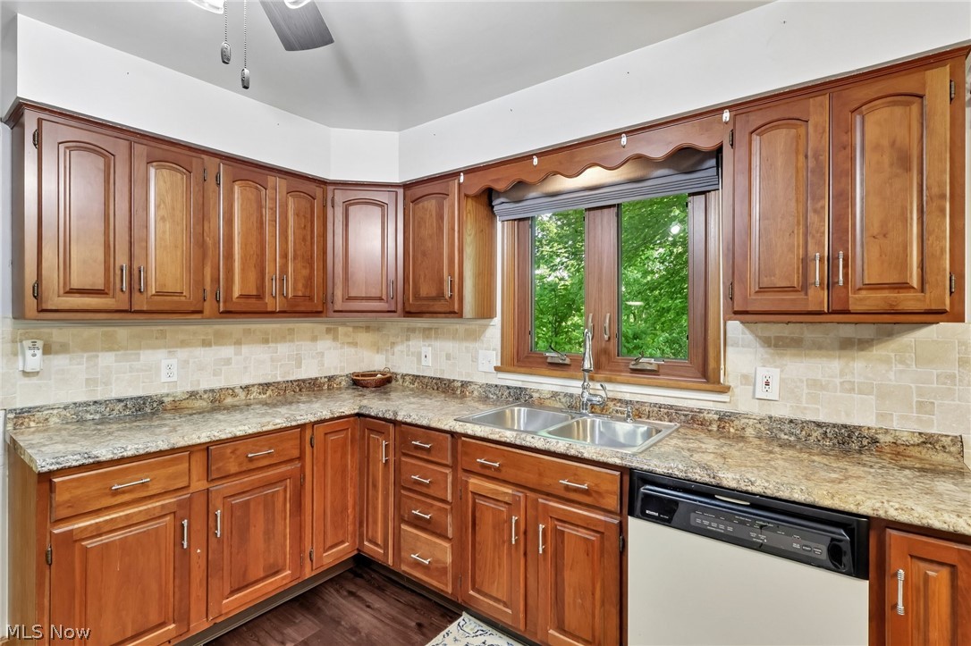 Applewood Acres - Residential