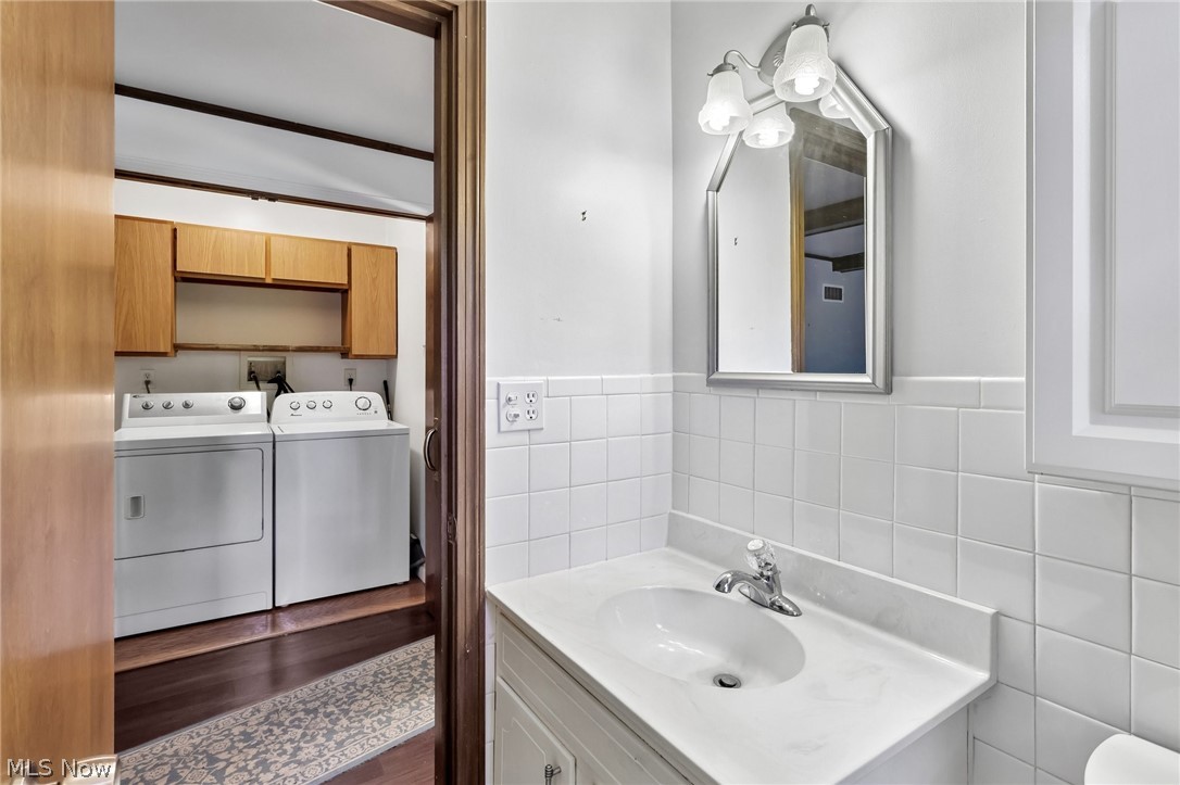 Applewood Acres - Residential