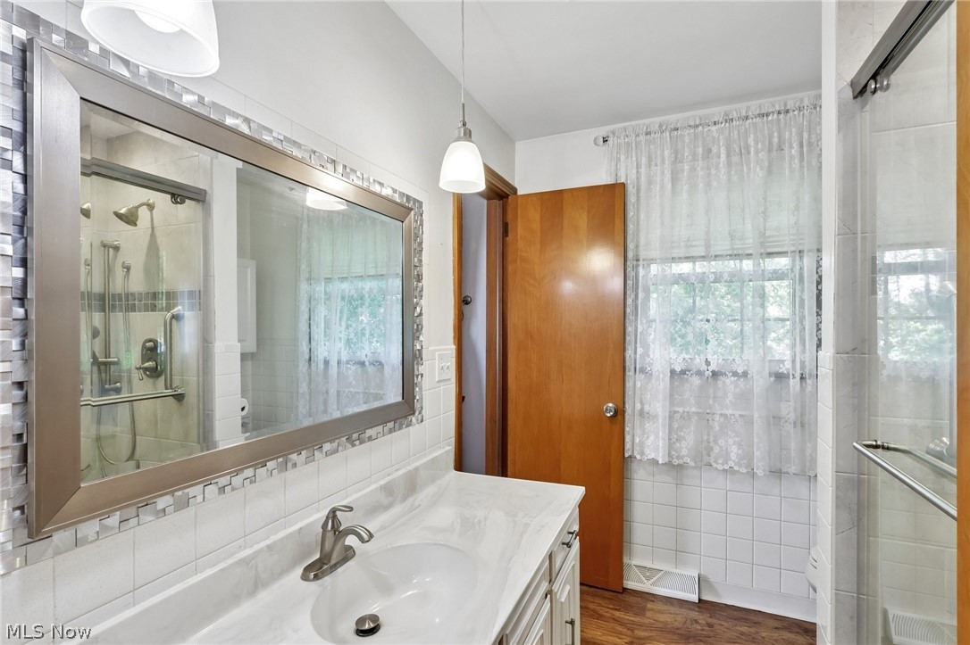Applewood Acres - Residential