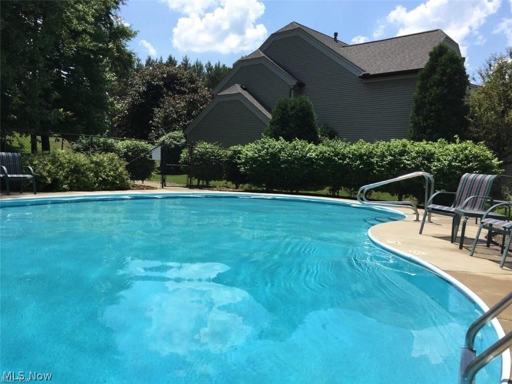 Forest Cove East Condo - Residential