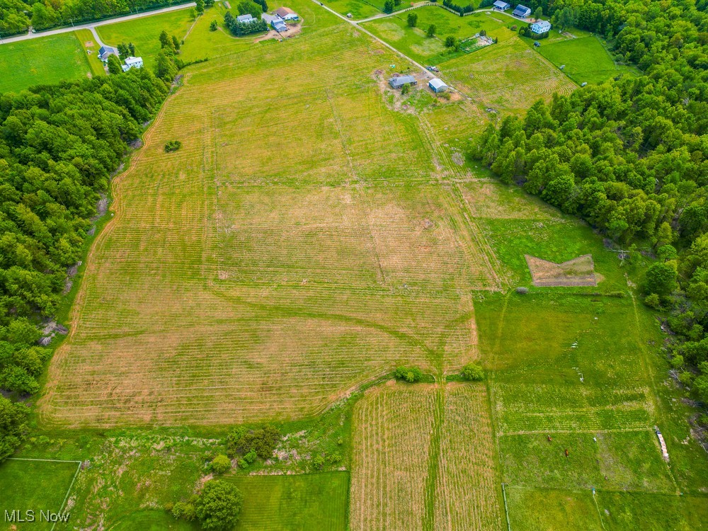 Hosmer Road, Middlefield, Ohio image 8