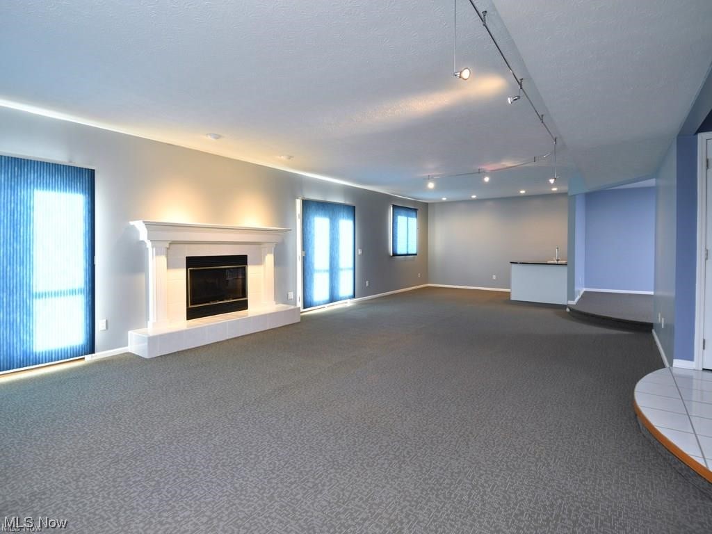 Bears Paw Sub - Residential Lease