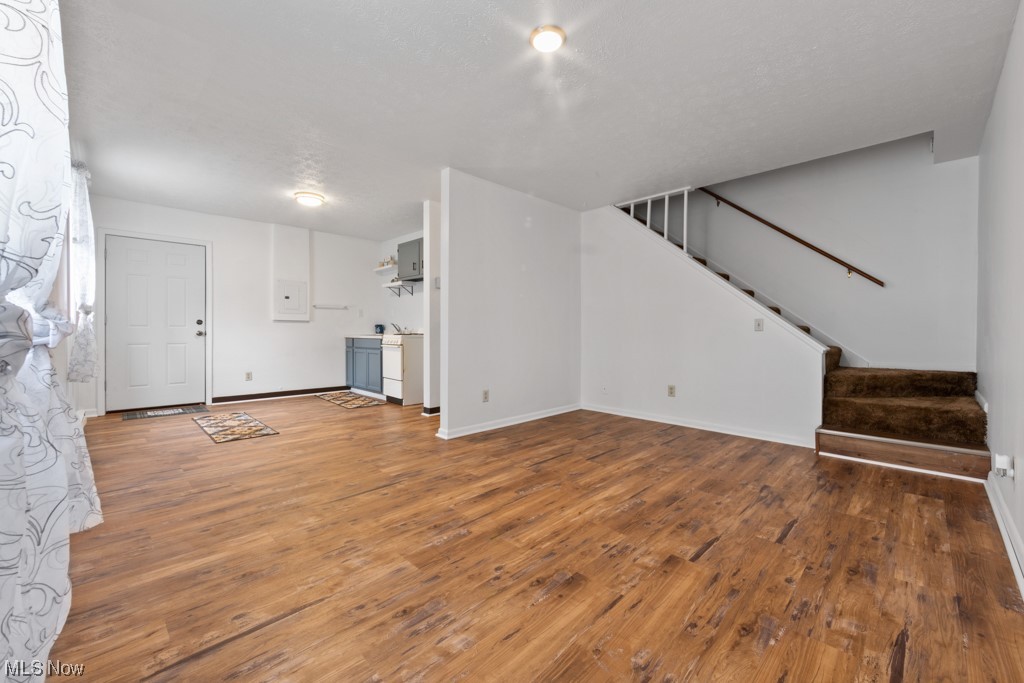 Highland Park Alot 09a - Residential Income