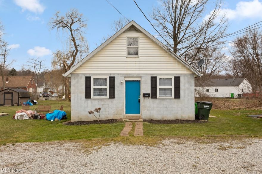 Great Investment opportunity to own a fourplex in Rittman Ohio. 141-143 were just completely renovated and ready for tenants to move in. There is a potential rent income of $1700 per month. Units 145 and 149 have long term tenants with unit 145 paying $475 per month and unit 149 paying $579 per month. No rent increases for either unit have been made. The property is in a flood zone. Current owners have had no issues with water in the units at all in all the years owned. All four units on 2 lots must be sold together (package deal)