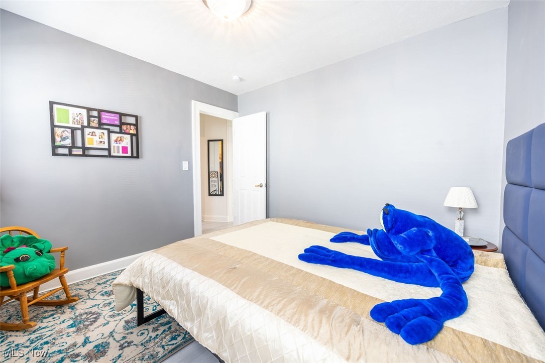 Ridgewood 05 - Residential