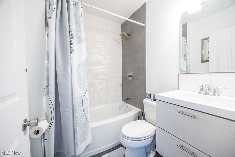 Ridgewood 05 - Residential