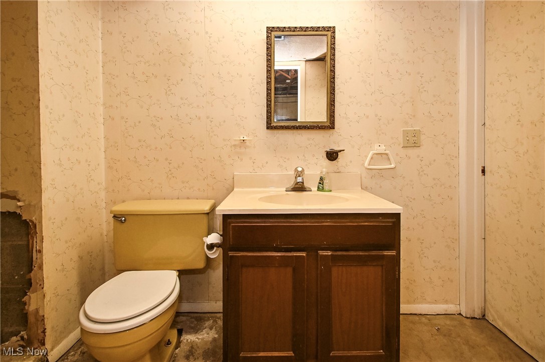 2065 Hackberry Street, Akron, Ohio image 25