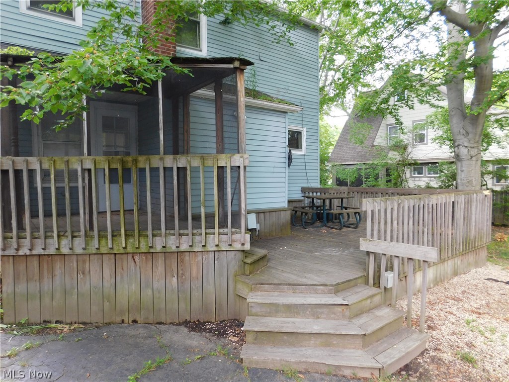 Crestwood - Residential