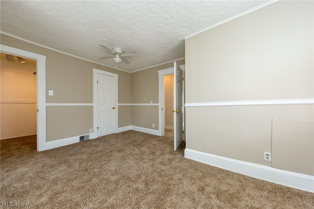 Crestwood - Residential