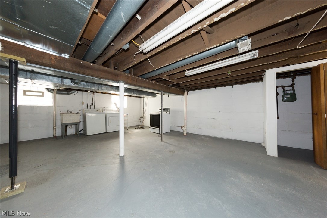 Crestwood - Residential