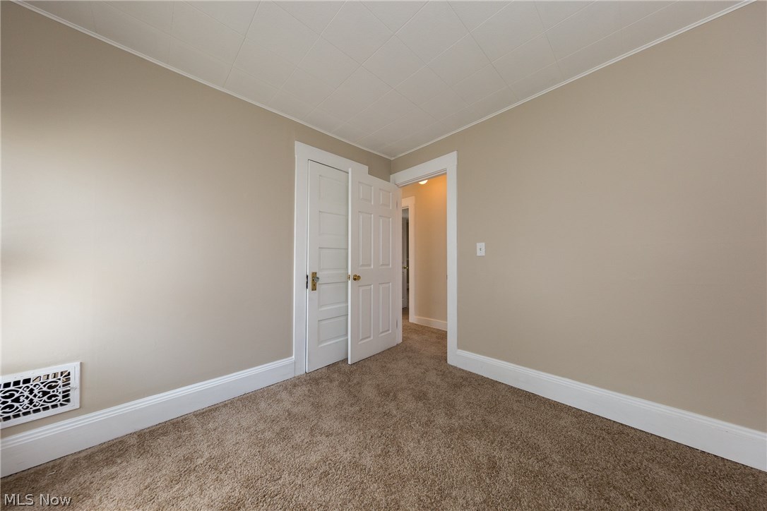 Crestwood - Residential