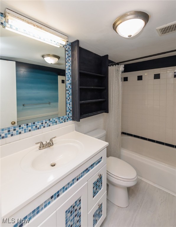 Carriage Hill Condo - Residential