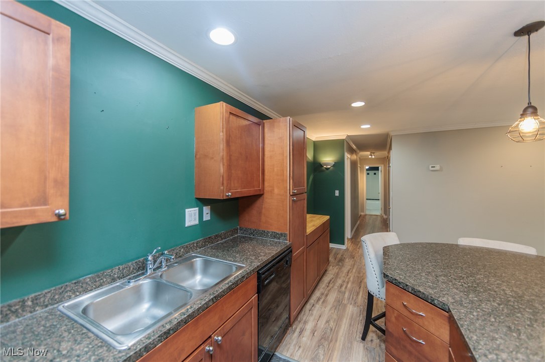 Carriage Hill Condo - Residential