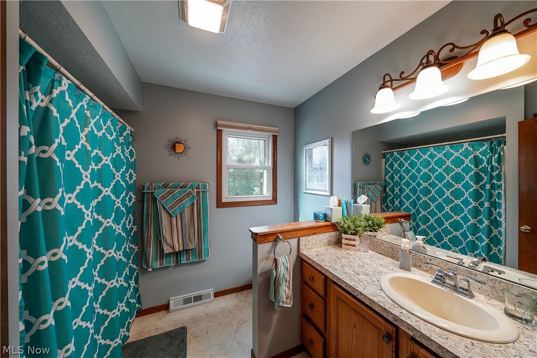 Country Lakes - Residential