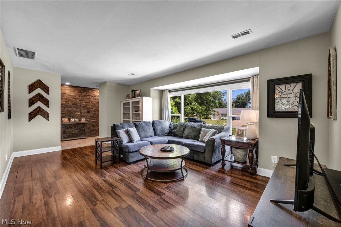 23111 Lincolnshire Drive