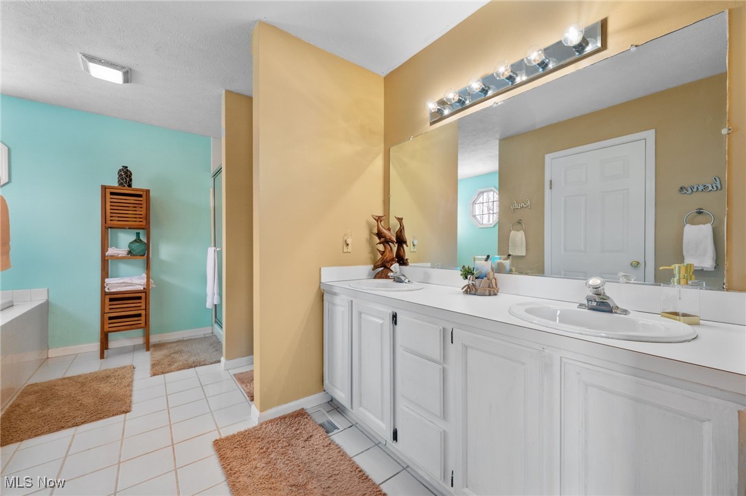 10343 Luman Lane, Twinsburg, Ohio image 23