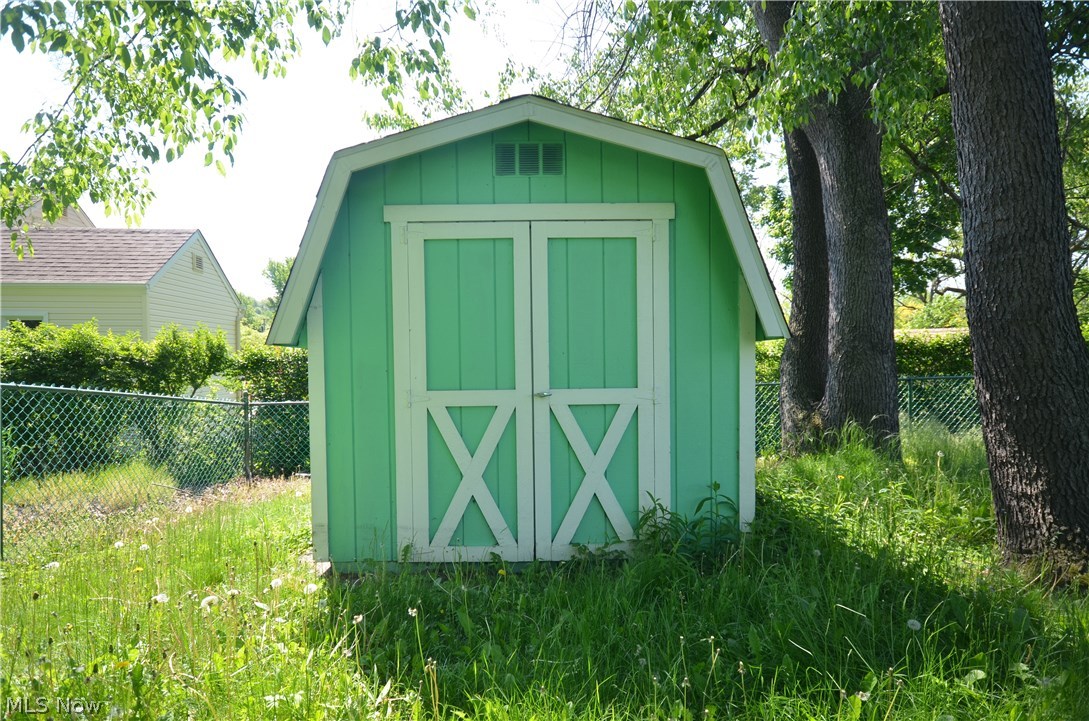 Tallmadge Road - Residential