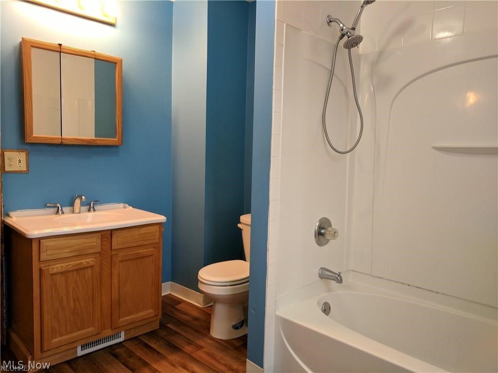 York - Residential Lease
