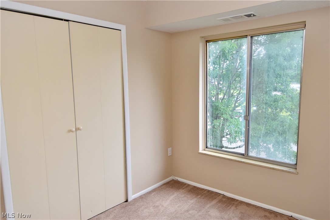 Royal Park Condo Ph 1 - Residential