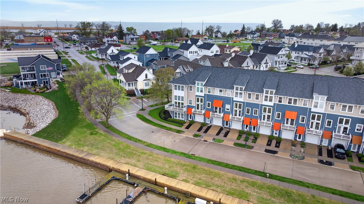 Harbor Walk - Residential