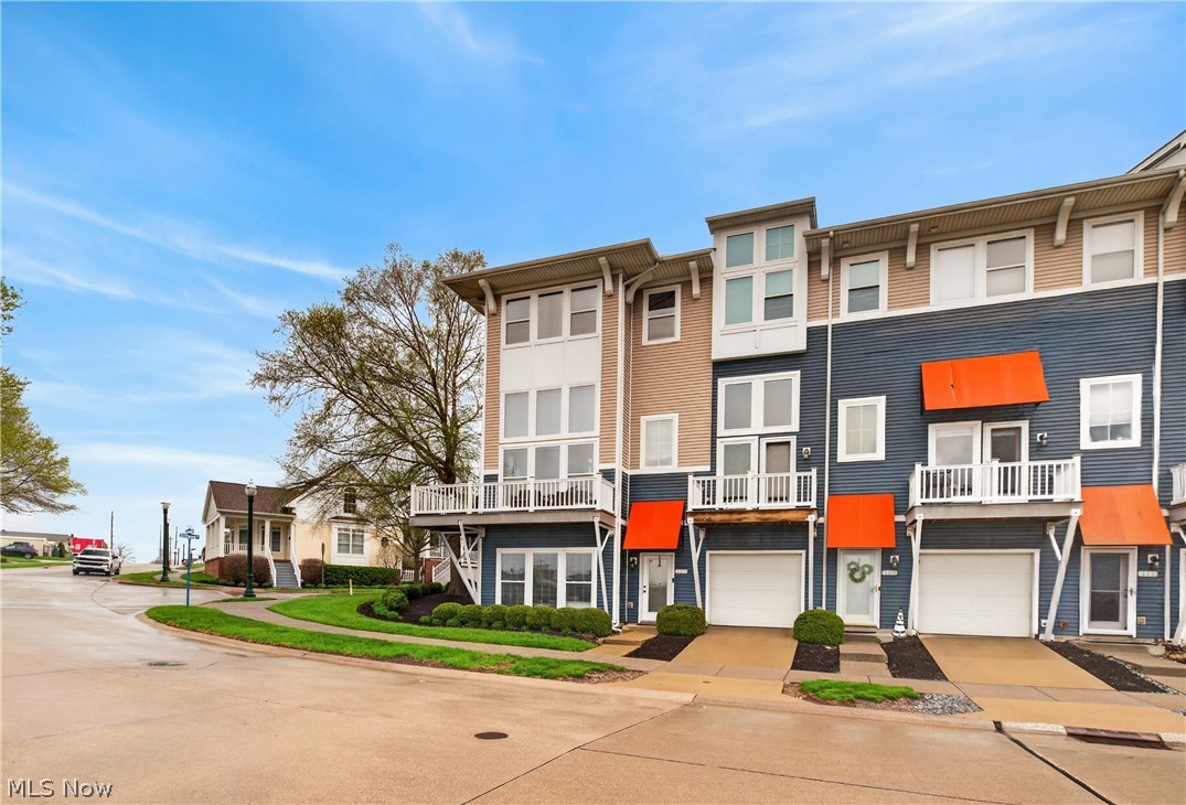 Harbor Walk - Residential