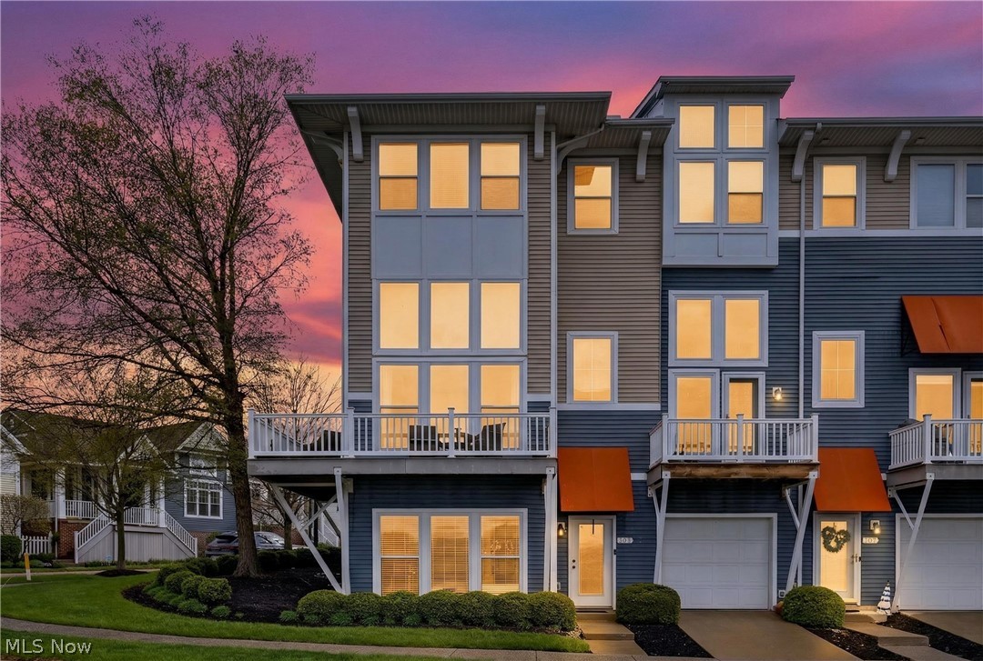 Harbor Walk - Residential