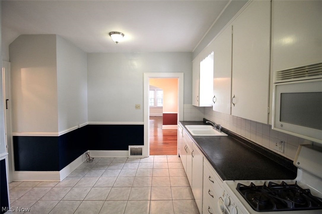 Akron Gardens - Residential