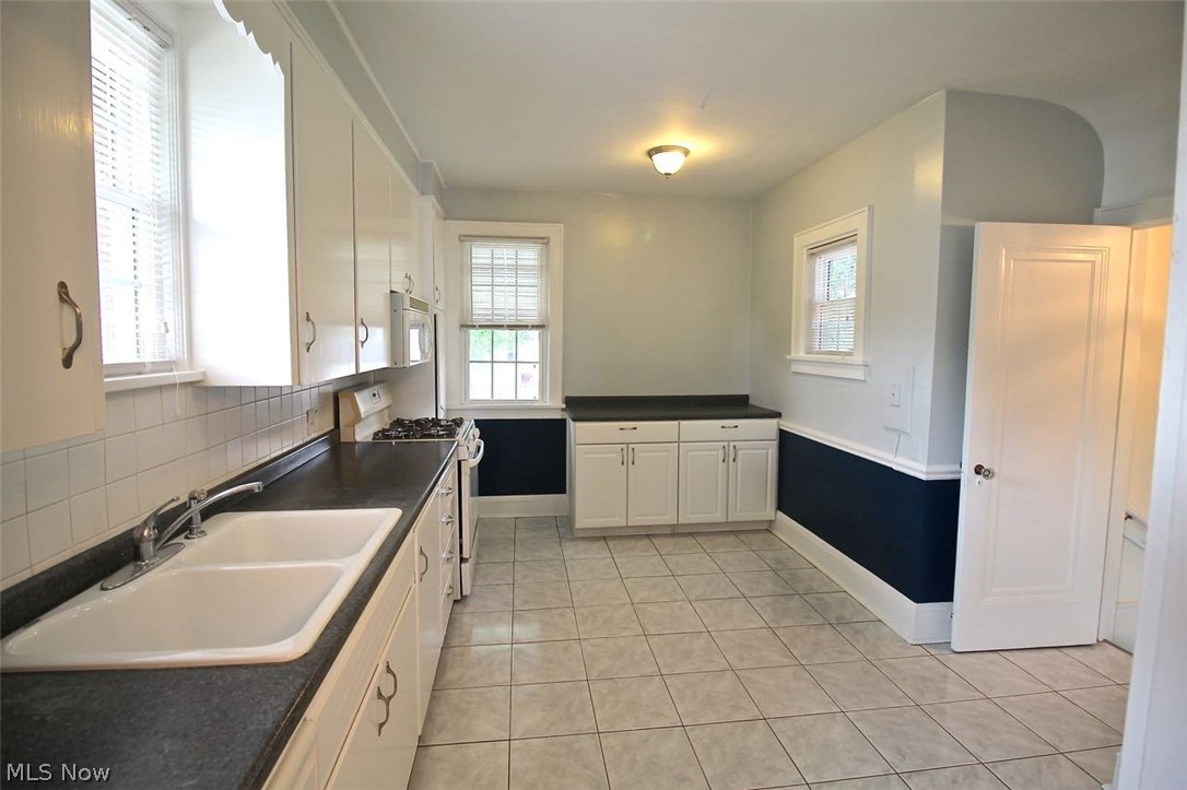 Akron Gardens - Residential