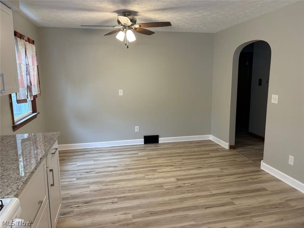 Photo of 509 W 24th Street, Lorain, OH 44052 (MLS # 5203387)