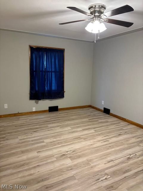 Tiny photo for 509 W 24th Street, Lorain, OH 44052 (MLS # 5203387)