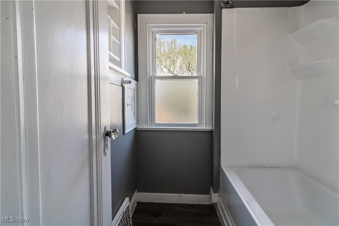 842 W 18th Street, Lorain, Ohio image 17