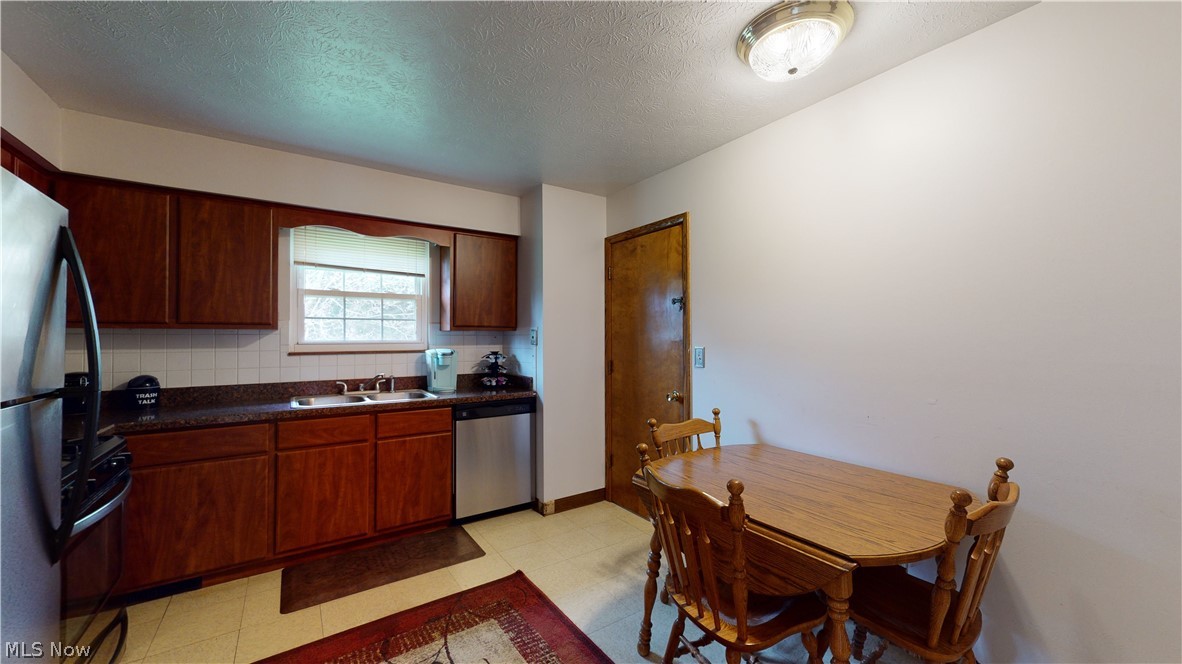 Suffield - Residential Income
