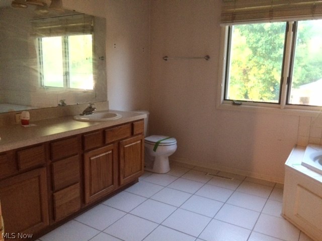 English Lakes Condo - Residential