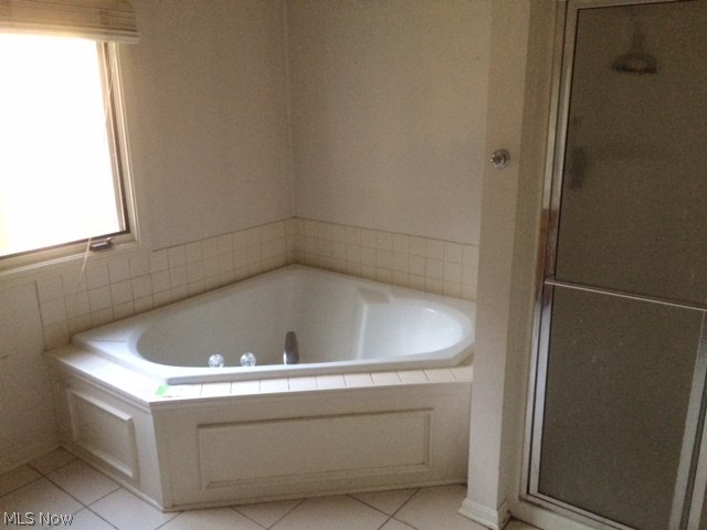 English Lakes Condo - Residential