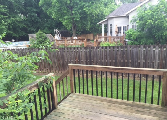 English Lakes Condo - Residential