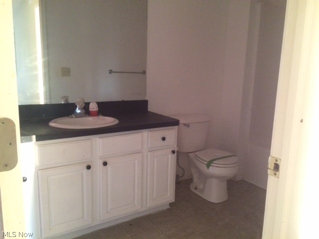 English Lakes Condo - Residential