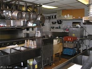 Twinsburg 03 - Commercial Lease