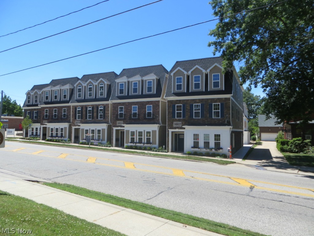 Willoughby Pointe - Commercial Sale