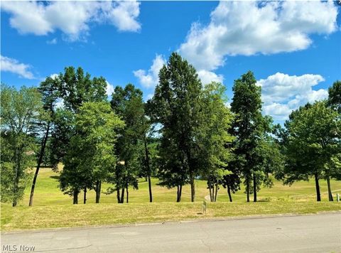 Photo of Woodridge Drive, Mineral Wells, WV 26150 (MLS # 5210231)