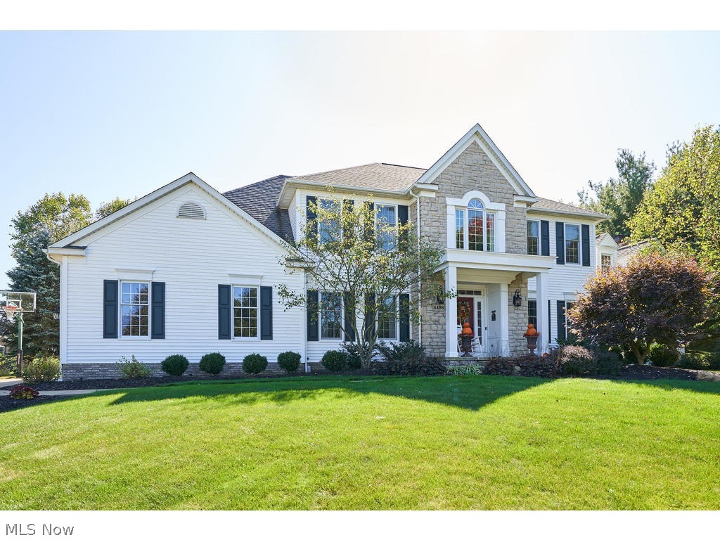 Swan Lake - Residential