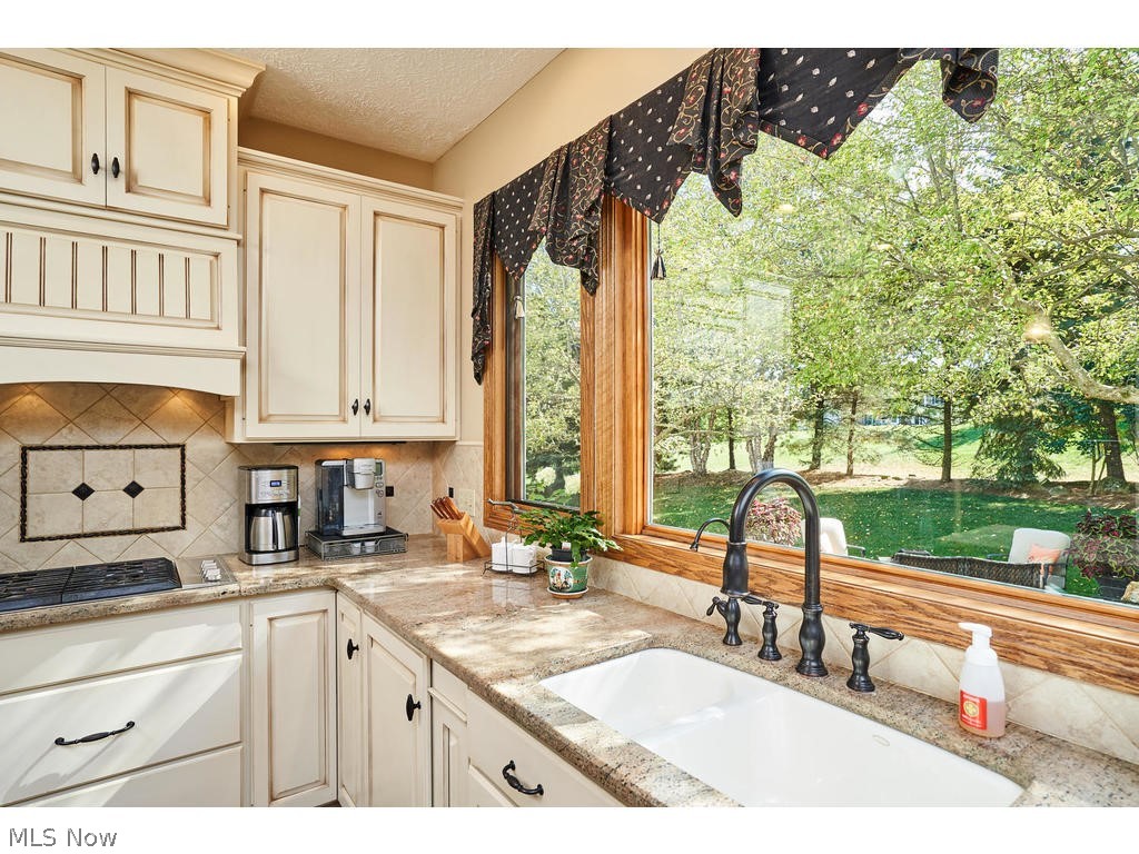 Swan Lake - Residential