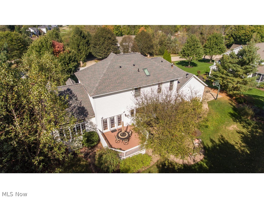 Swan Lake - Residential