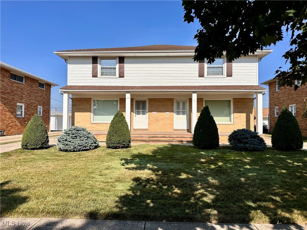 Updated and meticulously maintained, this spacious duplex home in desirable Mayfield Heights offers 3 bedrooms and 1.5 baths with fresh updates, new flooring, and a bright, neutral interior filled with natural light. The large eat-in kitchen includes abundant cabinetry, generous counter space, and all appliances—built-in stove top, oven, microwave, dishwasher, refrigerator, and washer/dryer—plus a cozy deck attached for easy outdoor dining. A finished lower-level rec room and dedicated laundry area provide extra living space, while the private 2-car garage, driveway parking, and small back porch add everyday convenience. An active security system offers peace of mind. Perfectly located just off I-271 and close to I-90, the home is minutes from hospitals, corporate headquarters, shopping centers, Costco, restaurants, parks, and nationally recognized schools. Offered at $2,500 per month unfurnished or $2,800 per month fully furnished (including Smart TVs and kitchen essentials). Minimum 12-month lease required; tenant responsible for all utilities. Applicants are subject to credit, background, and reference checks, and must provide a W-2 form. $50 non-refundable application fee per adult. No pets, Section 8, or smoking permitted. Call today to schedule your private tour of this move-in-ready Mayfield Heights duplex.