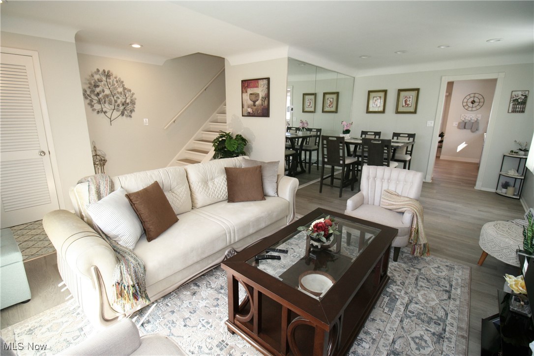 Golden Gate Estates - Residential Lease